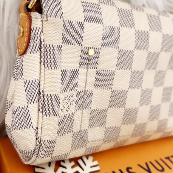 Louis Vuitton Favorite bag in Damier Azur with Box, added crossbody strap - Picture 12 of 17